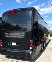 2012 MCI J4500