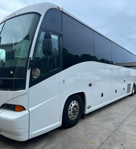 2005 MCI J4500