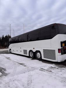 2004 MCI E4500