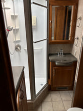 2006 Fleetwood C37 - Preowned Coach Buses