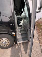 2013 MCI J4500