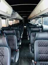 2010 MCI D4505