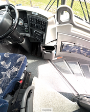 2013 MCI J4500
