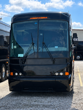 2012 MCI J4500